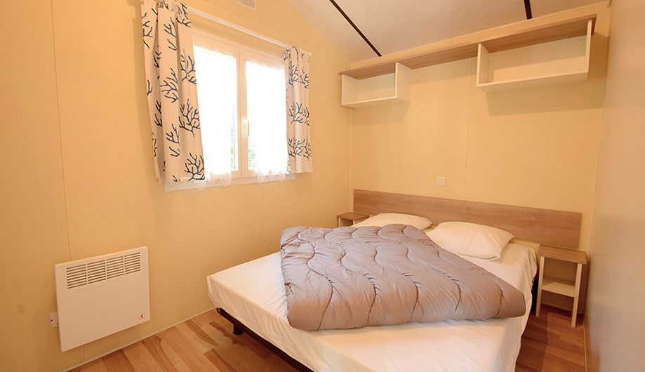 Chambre lit double mobil-home