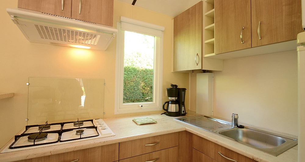 Cuisine aménagée du mobil-home