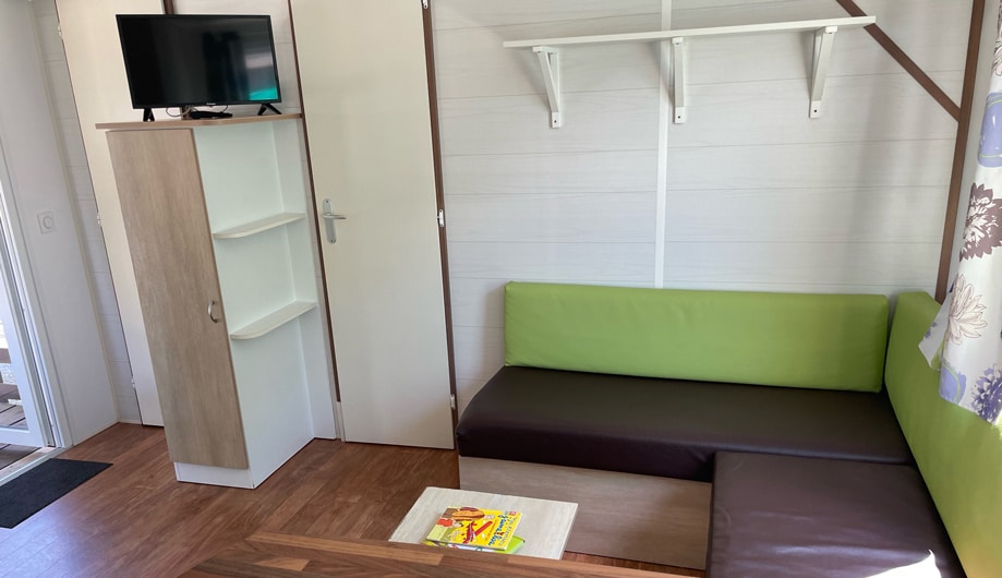 Coin salon mobile-home premium en Vendée