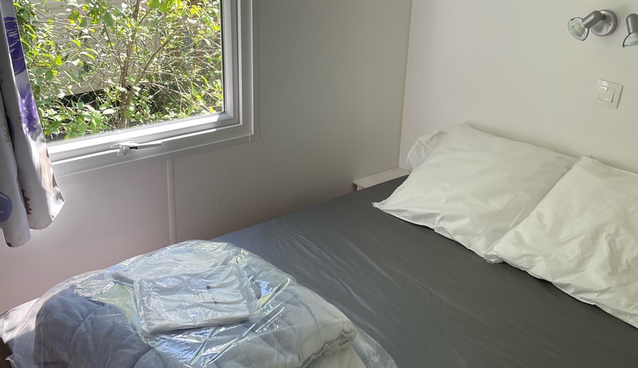 Lit double mobilehome premium