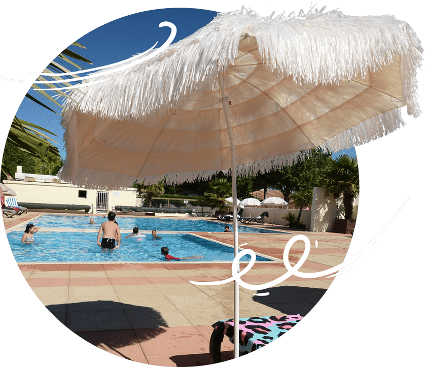 Piscine parasol